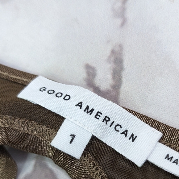 Good American Crop Top Women Mesh Underwire Long Sleeve Mocha Foil - Picture 3 of 10